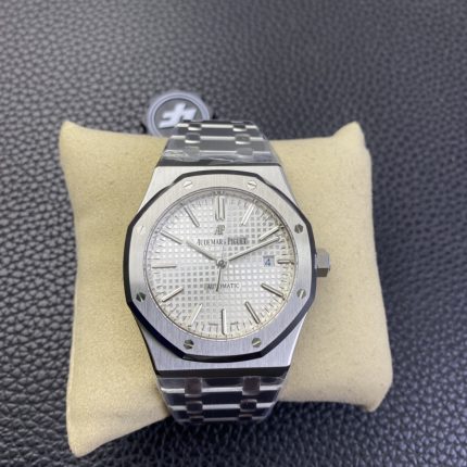 ZF Factory Audemars Piguet Royal Oak 15400ST.OO.1220ST.02 Calibre 3120 Case diameter: 41mm Replica