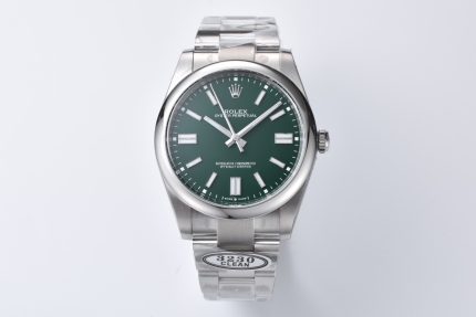 Clean Factory Rolex Oyster Perpetual m124300-0005 Calibre 3230 Case diameter: 41mm Replica