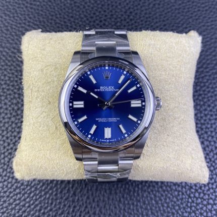 Clean Factory Rolex Oyster Perpetual m124300-0003 Calibre 3230 Case diameter: 41mm Replica