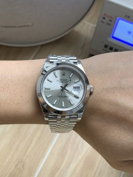 VS Factory Rolex Datejust m126300-0004 Calibre 3235 Case diameter: 41mm Replica